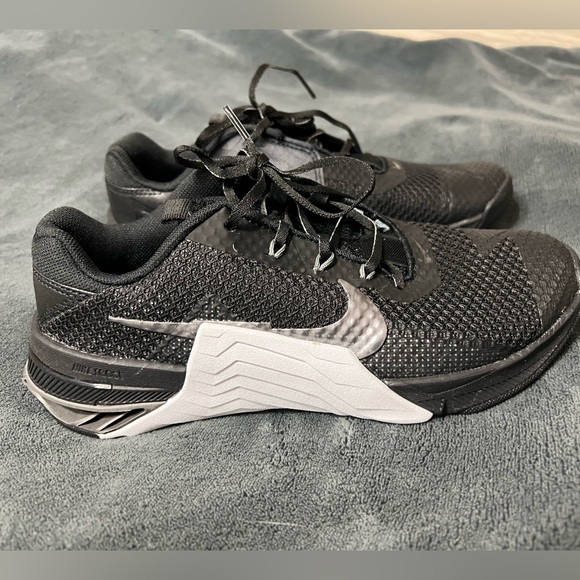 Nike Metcon 7 - Picture 2 of 4